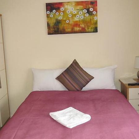 Montrose Guest House Ρόμφορντ Εξωτερικό φωτογραφία
