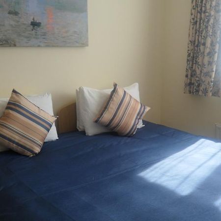 Montrose Guest House Ρόμφορντ Εξωτερικό φωτογραφία