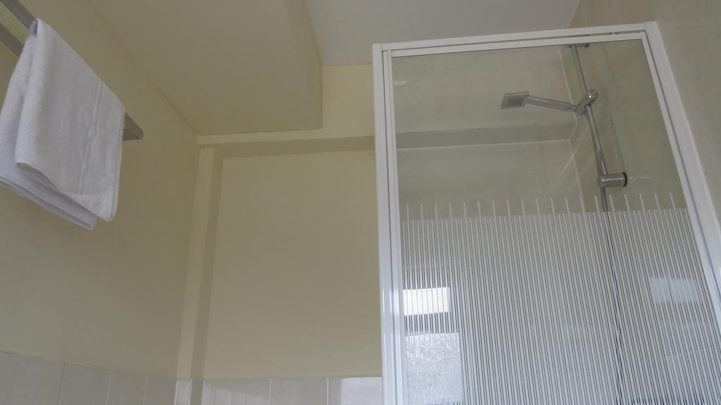Montrose Guest House Ρόμφορντ Εξωτερικό φωτογραφία