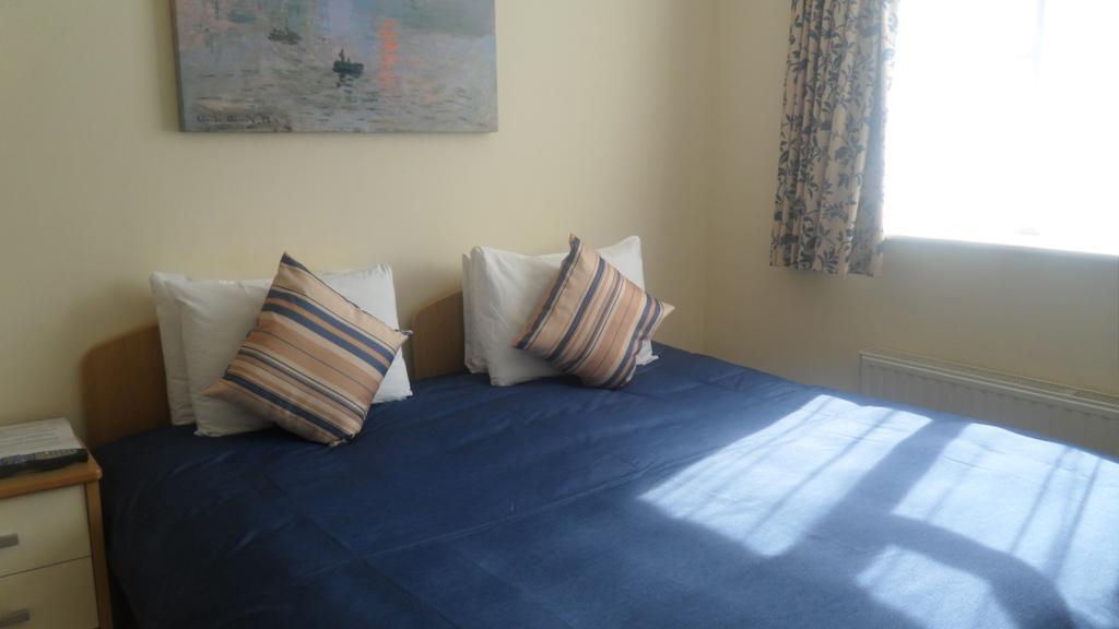 Montrose Guest House Ρόμφορντ Εξωτερικό φωτογραφία